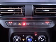 Dacia Jogger 1.6 Hybrid EXTREME MPV 5dr Petrol Hybrid Auto Euro 6 (s/s) (140 ps) Sat Nav 25