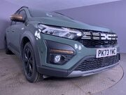 Dacia Jogger 1.6 Hybrid EXTREME MPV 5dr Petrol Hybrid Auto Euro 6 (s/s) (140 ps) Sat Nav 11