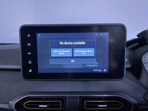 Dacia Jogger 1.6 Hybrid EXTREME MPV 5dr Petrol Hybrid Auto Euro 6 (s/s) (140 ps) Sat Nav 33