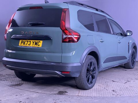 Dacia Jogger 1.6 Hybrid EXTREME MPV 5dr Petrol Hybrid Auto Euro 6 (s/s) (140 ps) Sat Nav 8