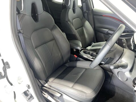 Nissan Juke 1.0 DIG-T Tekna SUV 5dr Petrol DCT Auto Euro 6 (s/s) (114 ps) 14