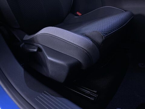 Vauxhall Astra 1.2 Turbo Design Hatchback 5dr Petrol Manual Euro 6 (s/s) (130 ps) Cruise - 26