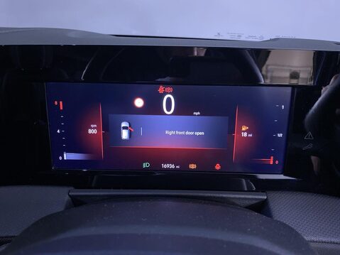 Vauxhall Astra 1.2 Turbo Design Hatchback 5dr Petrol Manual Euro 6 (s/s) (130 ps) Cruise - 28