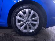 Vauxhall Astra 1.2 Turbo Design Hatchback 5dr Petrol Manual Euro 6 (s/s) (130 ps) Cruise - 12