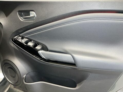 Nissan Juke 1.0 DIG-T Tekna SUV 5dr Petrol Manual Euro 6 (s/s) (114 ps) 25