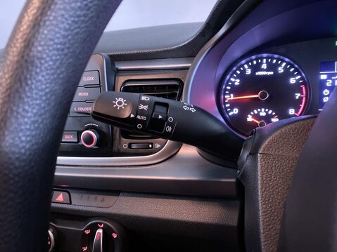 Kia Rio 1.2 1 Hatchback 5dr Petrol Manual Euro 6 (s/s) (83 bhp) Air Con - Alloys Wh 23