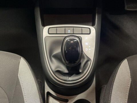 Hyundai i10 1.0 SE Connect Hatchback 5dr Petrol Auto Euro 6 (s/s) (67 ps) Cruise Contr 19