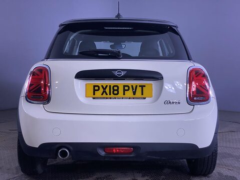 Mini Hatch 1.5 Cooper Hatchback 3dr Petrol Steptronic Euro 6 (s/s) (136 ps) Air Con - 7