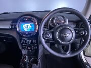 Mini Hatch 1.5 Cooper Hatchback 3dr Petrol Steptronic Euro 6 (s/s) (136 ps) Air Con - 16