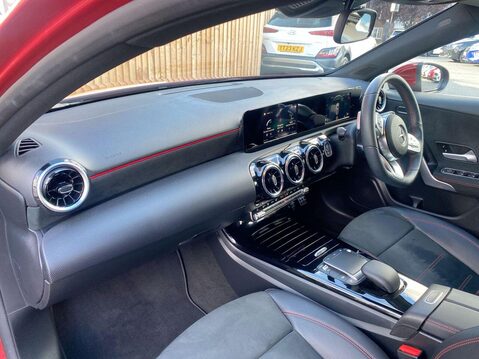 Mercedes-Benz A Class 1.3 A200 AMG Line Hatchback 5dr Petrol 7G-DCT Euro 6 (s/s) (163 ps) Cruise 9
