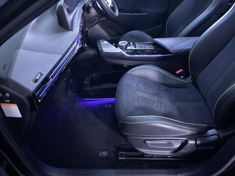 Kia EV6 77.4kWh GT Hatchback 5dr Electric Auto AWD (576 bhp) Sensors - 1 Owner - Sa 17