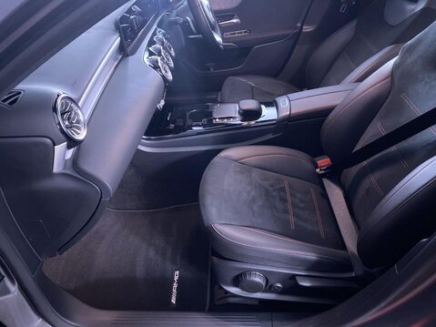 Mercedes-Benz A Class 1.3 A200 AMG Line Night Edition (Premium Plus) Hatchback 5dr Petrol 7G-DCT 17