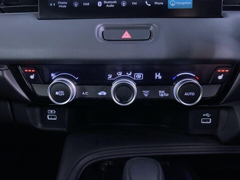 Honda HR-V 1.5 h i-MMD Elegance SUV 5dr Petrol Hybrid CVT Euro 6 (s/s) (131 ps) Sat Na 25