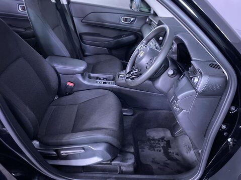 Honda HR-V 1.5 h i-MMD Elegance SUV 5dr Petrol Hybrid CVT Euro 6 (s/s) (131 ps) Sat Na 15