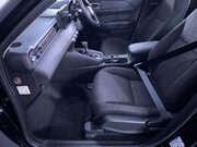 Honda HR-V 1.5 h i-MMD Elegance SUV 5dr Petrol Hybrid CVT Euro 6 (s/s) (131 ps) Sat Na 17