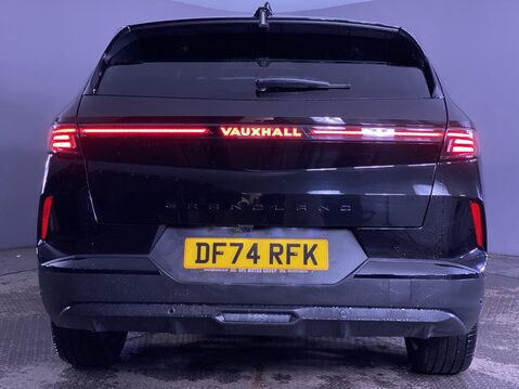 Vauxhall Grandland 1.2 MHEV GS SUV 5dr Petrol Hybrid e-DCT Euro 6 (s/s) (136 ps) Half Leather 7