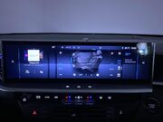 Vauxhall Grandland 1.2 MHEV GS SUV 5dr Petrol Hybrid e-DCT Euro 6 (s/s) (136 ps) Half Leather 31