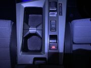 Vauxhall Grandland 1.2 MHEV GS SUV 5dr Petrol Hybrid e-DCT Euro 6 (s/s) (136 ps) Half Leather 29