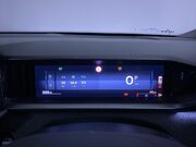 Vauxhall Grandland 1.2 MHEV GS SUV 5dr Petrol Hybrid e-DCT Euro 6 (s/s) (136 ps) Half Leather 28