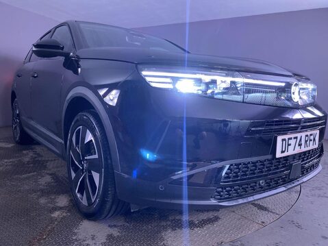 Vauxhall Grandland 1.2 MHEV GS SUV 5dr Petrol Hybrid e-DCT Euro 6 (s/s) (136 ps) Half Leather 11