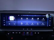 Vauxhall Grandland 1.2 MHEV GS SUV 5dr Petrol Hybrid e-DCT Euro 6 (s/s) (136 ps) Half Leather 33