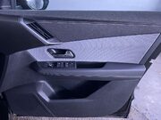 Vauxhall Grandland 1.2 MHEV GS SUV 5dr Petrol Hybrid e-DCT Euro 6 (s/s) (136 ps) Half Leather 27