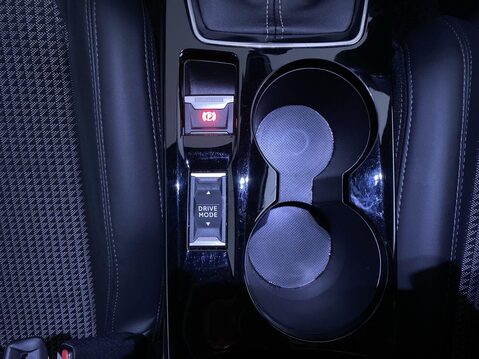 Peugeot 2008 1.2 PureTech GT SUV 5dr Petrol Manual Euro 6 (s/s) (130 ps) Sat Nav - Cruis 29