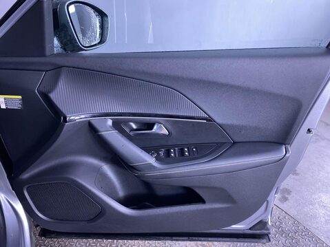 Peugeot 2008 1.2 PureTech GT SUV 5dr Petrol Manual Euro 6 (s/s) (130 ps) Sat Nav - Cruis 27