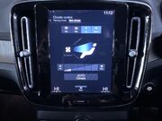 Volvo XC40 1.5 T3 Inscription SUV 5dr Petrol Manual Euro 6 (s/s) (163 ps) Leather - Cr 31