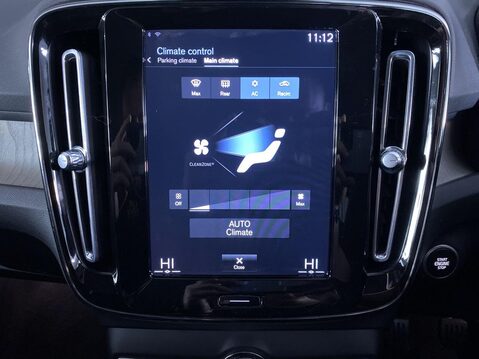 Volvo XC40 1.5 T3 Inscription SUV 5dr Petrol Manual Euro 6 (s/s) (163 ps) Leather - Cr 31