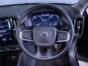 Volvo XC40 1.5 T3 Inscription SUV 5dr Petrol Manual Euro 6 (s/s) (163 ps) Leather - Cr 16