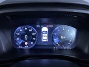 Volvo XC40 1.5 T3 Inscription SUV 5dr Petrol Manual Euro 6 (s/s) (163 ps) Leather - Cr 28