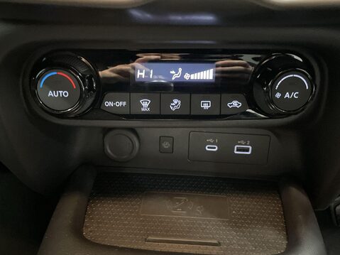 Nissan Juke 1.0 DIG-T N-Connecta SUV 5dr Petrol Manual Euro 6 (s/s) (114 ps) Sensors - 27