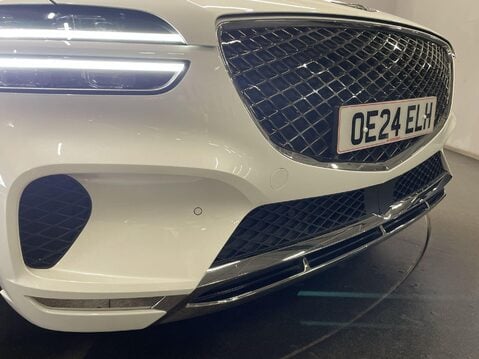 Genesis GV70 2.5T Luxury SUV 5dr Petrol Auto 4WD Euro 6 (s/s) (304 ps) 11