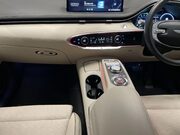 Genesis GV70 2.5T Luxury SUV 5dr Petrol Auto 4WD Euro 6 (s/s) (304 ps) 16