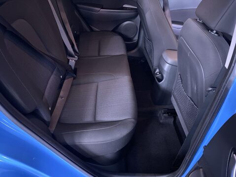 Hyundai KONA 1.6 h-GDi Premium SUV 5dr Petrol Hybrid DCT Euro 6 (s/s) (141 ps) Bluetooth 19
