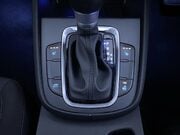 Hyundai KONA 1.6 h-GDi Premium SUV 5dr Petrol Hybrid DCT Euro 6 (s/s) (141 ps) Bluetooth 25