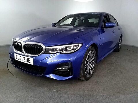 BMW 3 Series 2.0 330e 12kWh M Sport Saloon 4dr Petrol Plug-in Hybrid Auto Euro 6 (s/s) ( 3