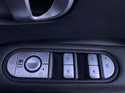 Hyundai IONIQ 5 73kWh Premium Hatchback 5dr Electric Auto (217 ps) Cruise - DAB Radio - All 33