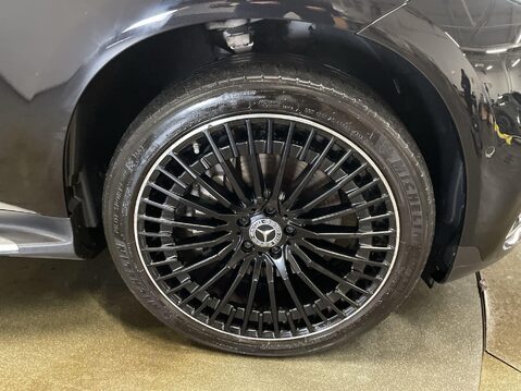 Mercedes-Benz EQC EQC 400 80kWh AMG Line (Premium Plus) SUV 5dr Electric Auto 4MATIC (408 ps) 12