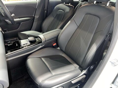 Mercedes-Benz A Class 1.3 A180 Sport (Executive) Hatchback 5dr Petrol 7G-DCT Euro 6 (s/s) (136 ps 27