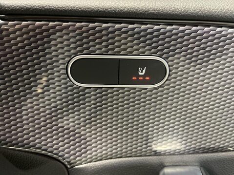 Mercedes-Benz A Class 1.3 A180 Sport (Executive) Hatchback 5dr Petrol 7G-DCT Euro 6 (s/s) (136 ps 33