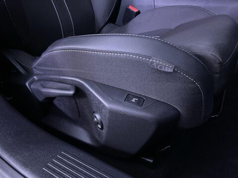 Vauxhall Astra 1.2 Turbo GS Sports Tourer 5dr Petrol Manual Euro 6 (s/s) (130 ps) Bluetoot 26