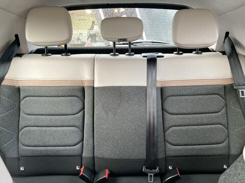 Citroen C3 1.2 PureTech Shine Plus Hatchback 5dr Petrol Manual Euro 6 (s/s) (83 ps) C 8