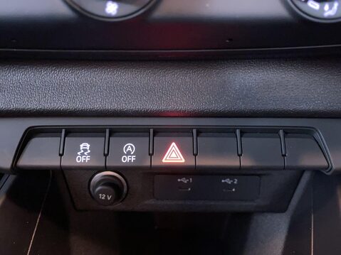 Audi A1 1.0 TFSI 30 Technik Sportback 5dr Petrol Manual Euro 6 (s/s) (110 ps) Bluet 29