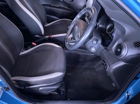 Hyundai i10 1.2 SE Connect Hatchback 5dr Petrol Manual Euro 6 (s/s) (84 ps) Alloy Wheel 8