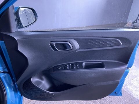 Hyundai i10 1.2 SE Connect Hatchback 5dr Petrol Manual Euro 6 (s/s) (84 ps) Alloy Wheel 19