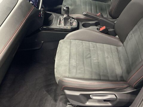 SEAT Arona 1.0 TSI GPF FR Sport SUV 5dr Petrol Manual Euro 6 (s/s) (115 ps) One Owner 10