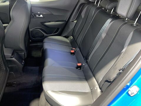 Peugeot 2008 1.2 PureTech GT SUV 5dr Petrol EAT Euro 6 (s/s) (130 ps) Bluetooth - Air Co 17