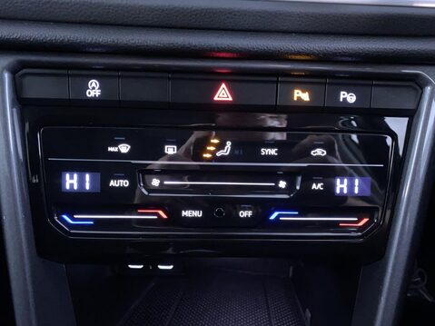 Volkswagen T-Roc 1.0 TSI Style SUV 5dr Petrol Manual Euro 6 (s/s) (110 ps) 21